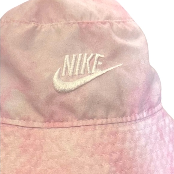 Nike Bucket / Sun Hat Size Toddler UPF 40+ Pink Dri-Fit Chin Strap Active Wear - Picture 2 of 7